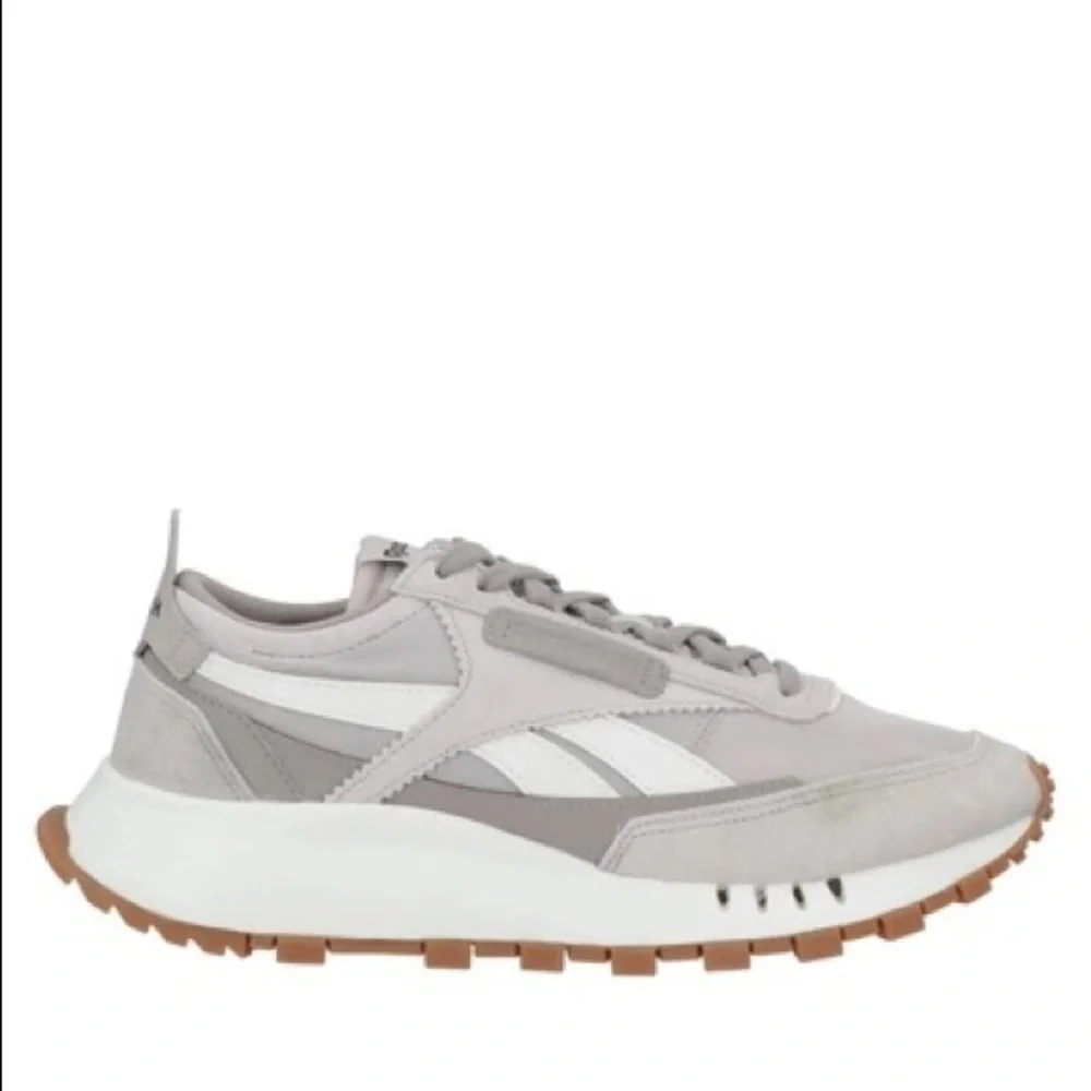 Reebok Unisex-Adult Classic Legacy Sneaker